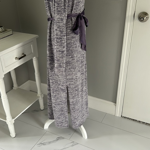 Ladies Robe. Purple and white in size medium. Floor length. - Picture 2 of 4